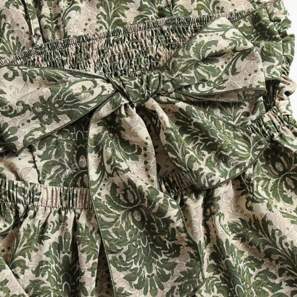 Floral Green and Cream Maxi Dress - Picture 3 of 7